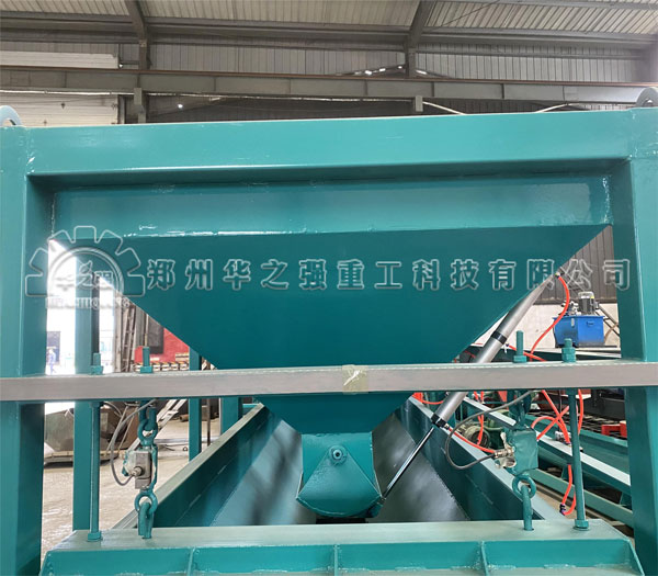 華之強(qiáng)實(shí)拍多倉單秤靜態(tài)自動(dòng)配料系統(tǒng)產(chǎn)品細(xì)節(jié)